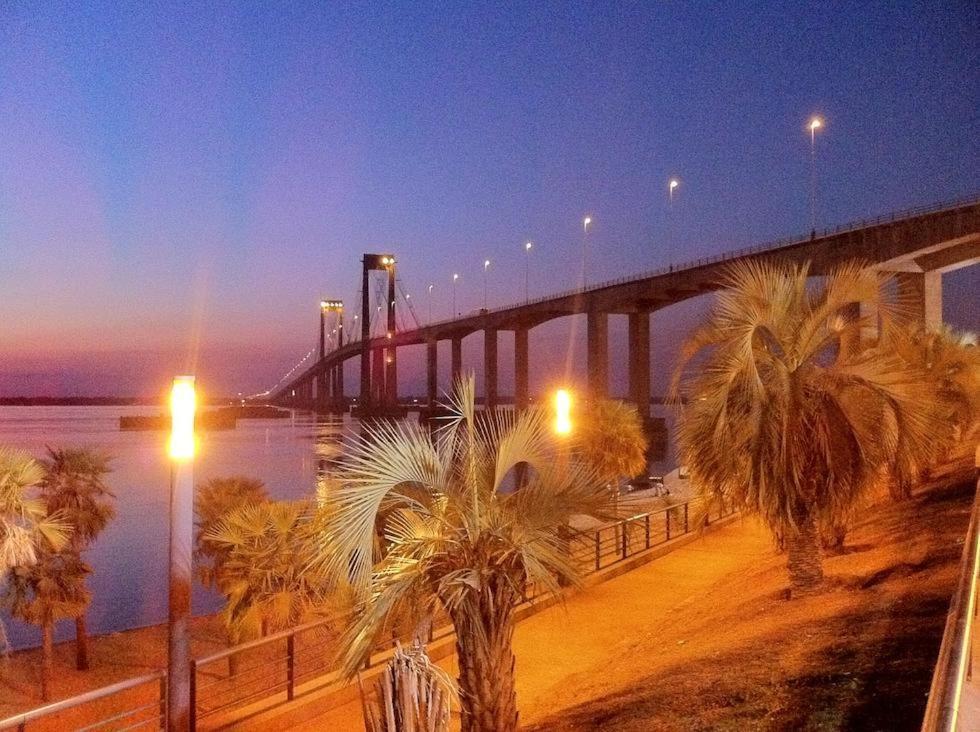 Alojamiento En Pleno Centro De Corrientes Exteriör bild